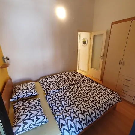 Janja Апартаменты *